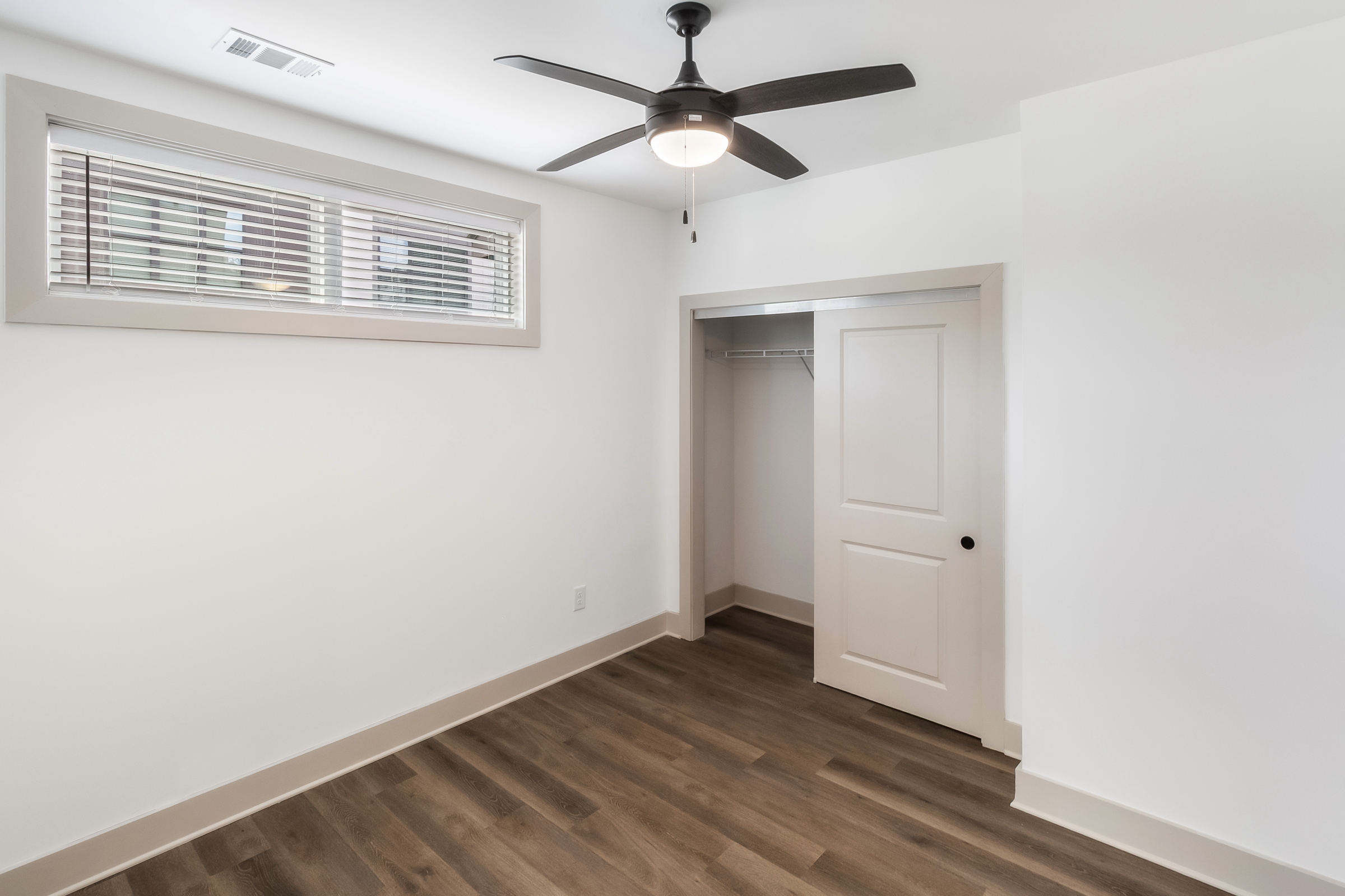 1 Bedroom Flats in East Atlanta Image 2